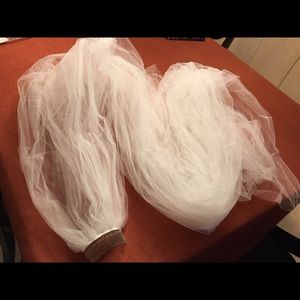 TONI FEDERICI Accessories - Brand New Toni Federico Classico Long Veil TONI FEDERICI Accessories - Brand New Toni Federico Classico Long Veil